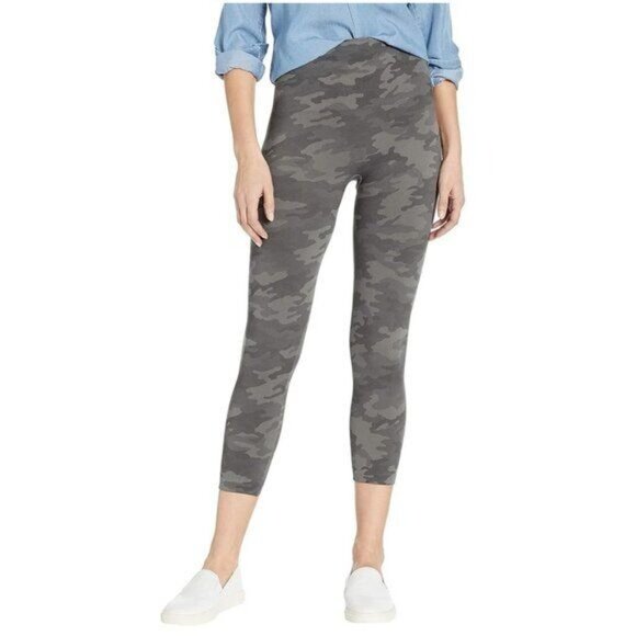SPANX Cropped Look at Me Now Seamless Leggings in Sage Camo - M - Picture 1 of 9